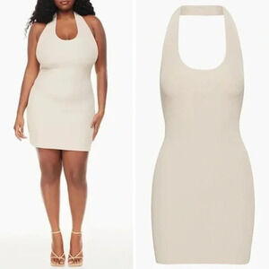 Aritzia Babaton Sculpt Knit Backless  Halter Dress Matte Pearl Size Large